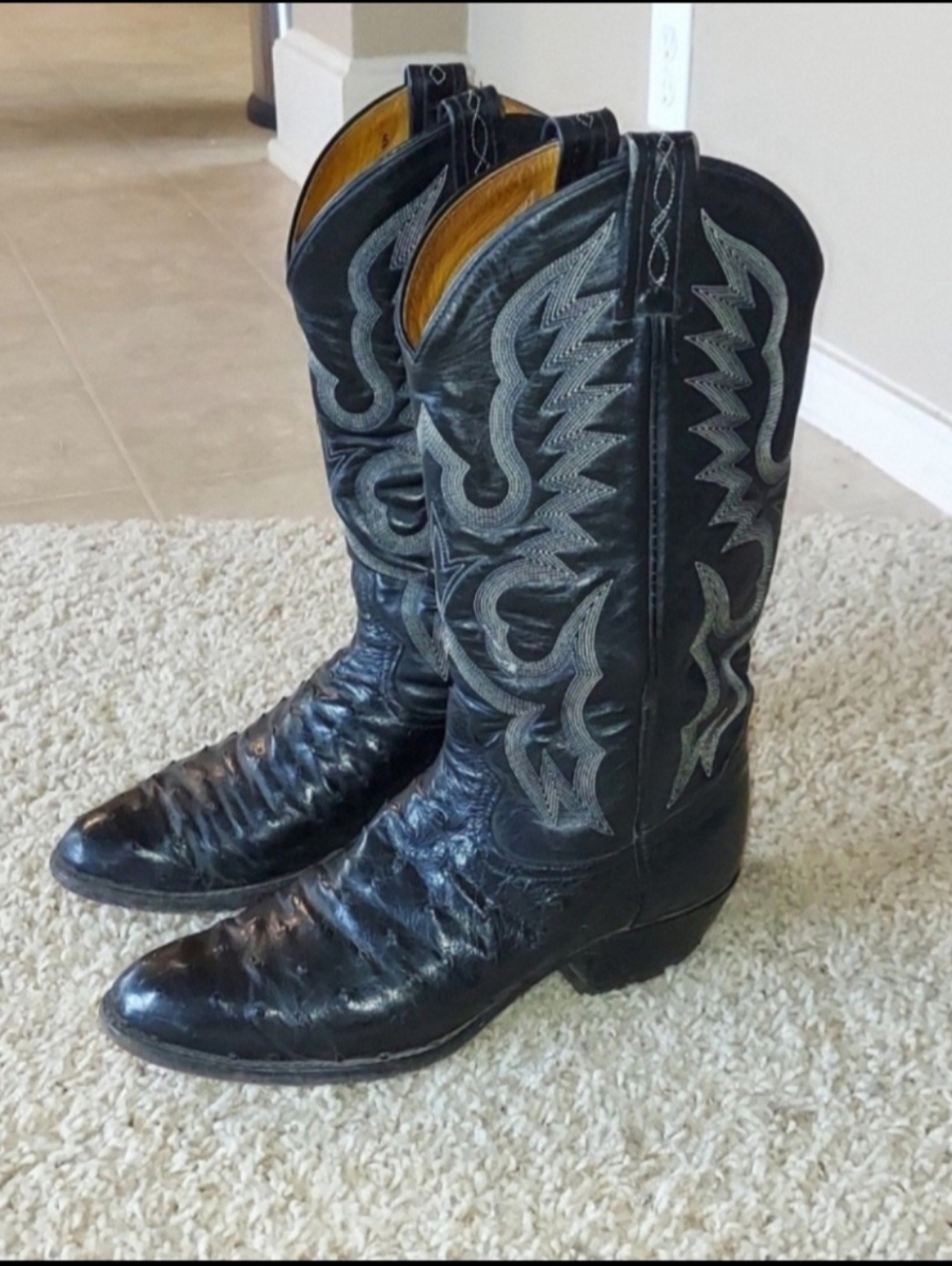 Tony Lama Men's Ostrich Cowboy Boots SZ 8D (8225)